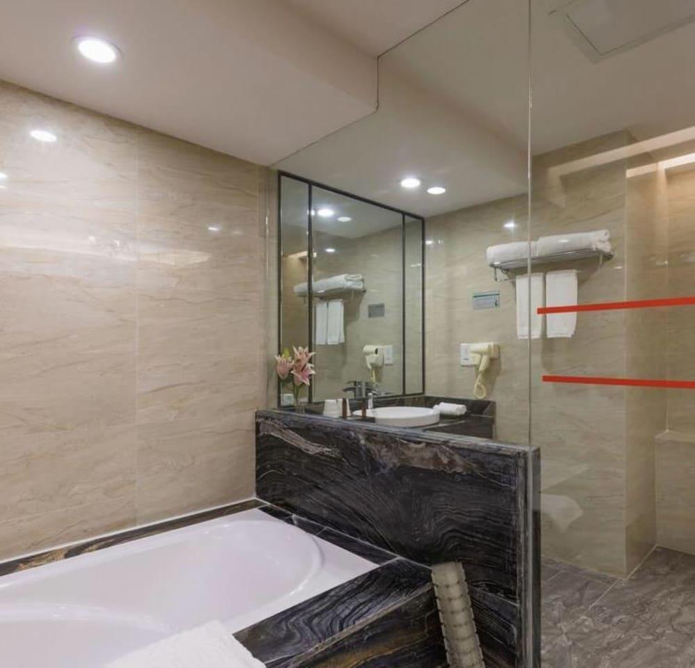 Manhatton Hotel Zhuhai Zewnętrze zdjęcie