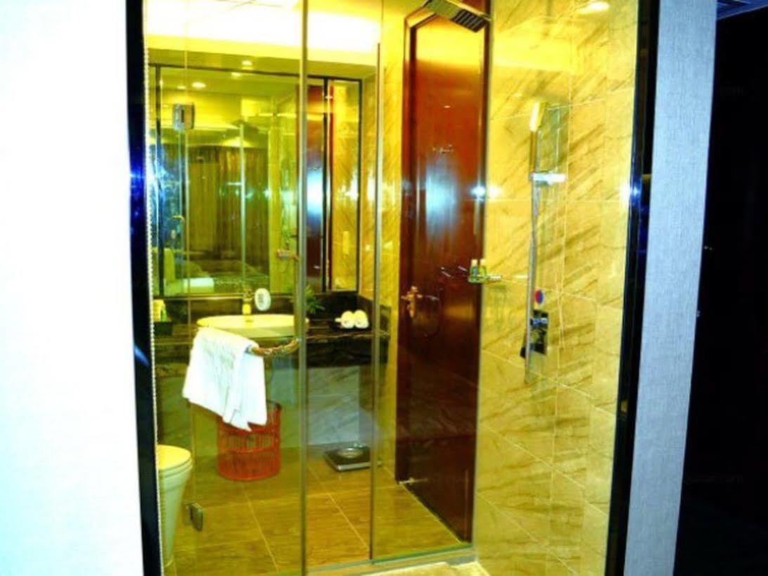 Manhatton Hotel Zhuhai Zewnętrze zdjęcie